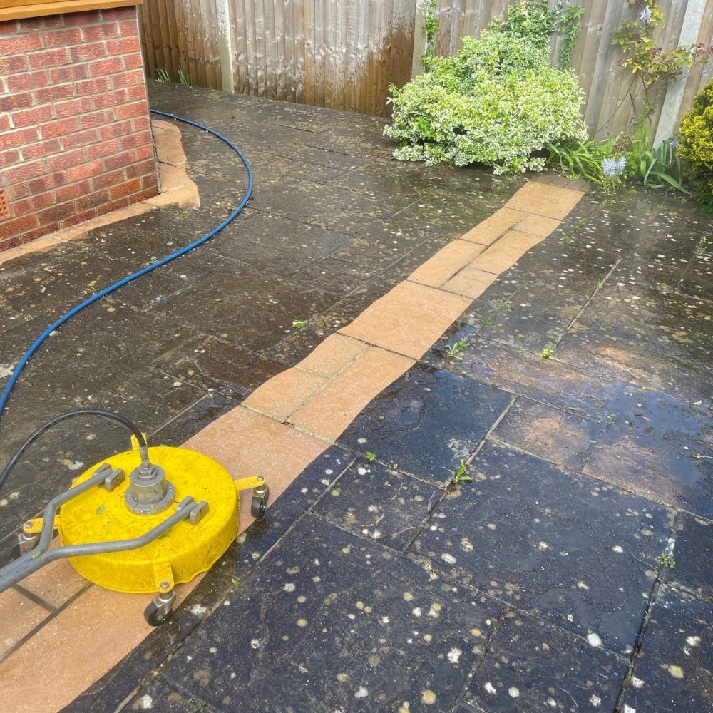 Driveway and block paving Cleaning in poole and dorset (3)
