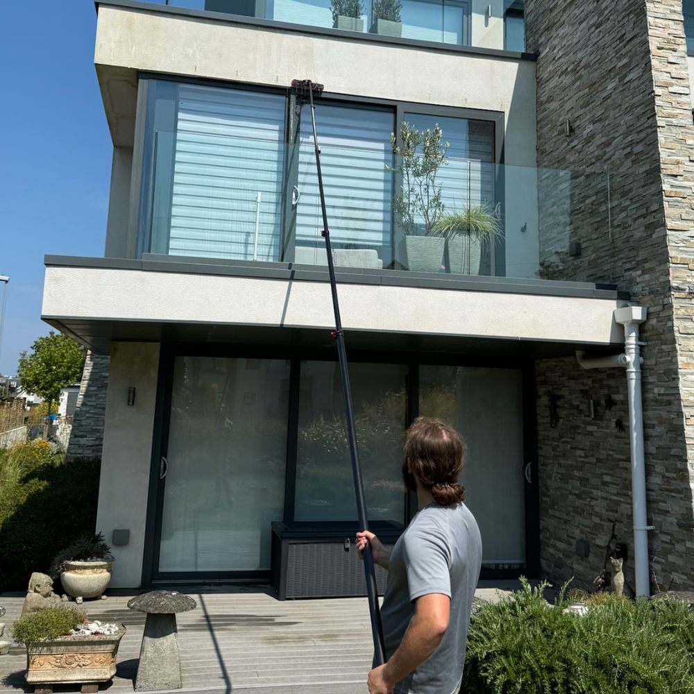 Rendering cleaning in Dorset and Hampshire Rendering cleaning in Dorset and Hampshire